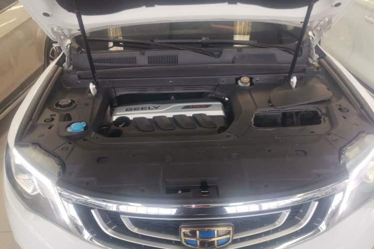 Used Geely Auto Emgrand X7 Sport 2016 1.8TD Automatic All-Wheel-Drive ZhiZun Edition Engine Bay