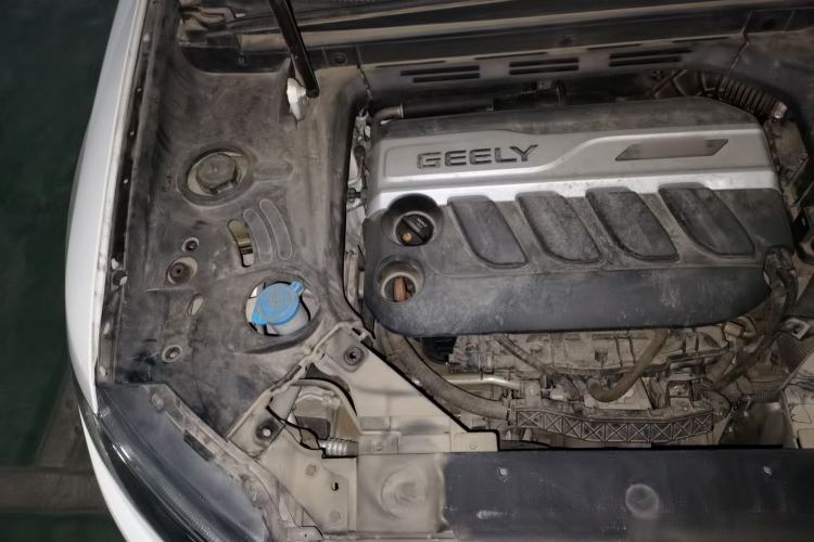 Used Geely Auto Emgrand X7 Sport 2016 1.8TD Automatic Smart Model Engine Bay Right