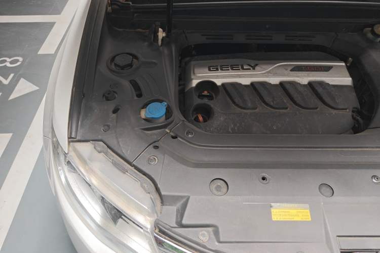Used Geely Auto Emgrand X7 Sport 2016 1.8TD Automatic ZhiShang Model Engine Bay Right