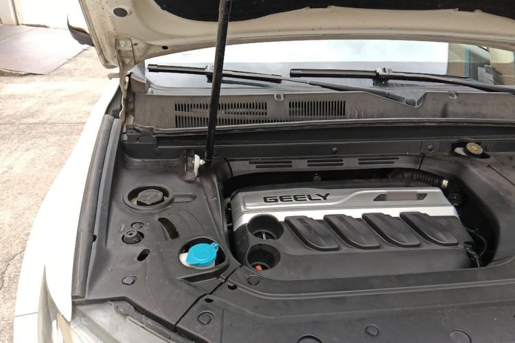 Used Geely Auto Emgrand X7 Sport 2016 1.8TD Automatic ZhiZun Version Engine Bay Right