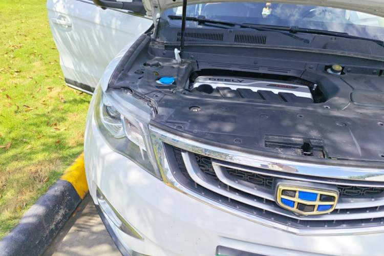 Used Geely Auto Emgrand X7 Sport 2016 1.8TD Automatic ZhiZun Version Engine Bay Right