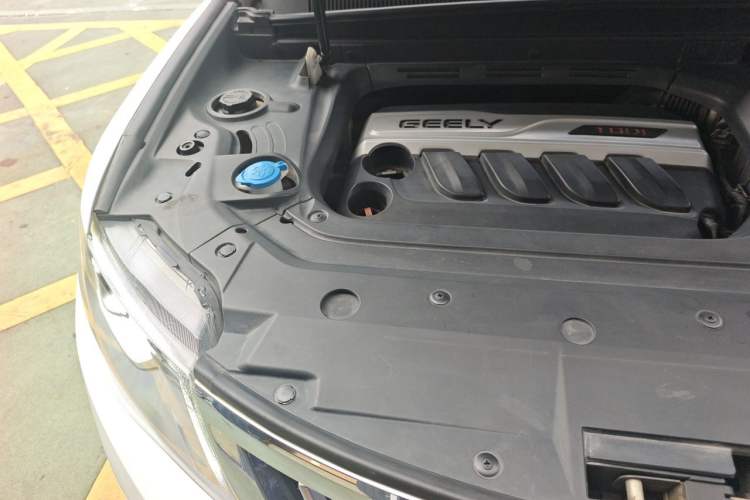 Used Geely Auto Emgrand X7 Sport 2016 1.8TD Automatic ZhiZun Version Engine Bay Right