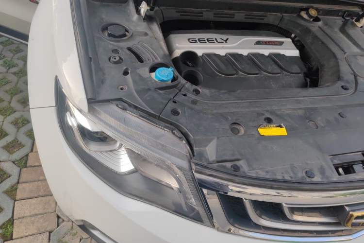 Used Geely Auto Emgrand X7 Sport 2016 1.8TD Automatic ZhiZun Version Engine Bay Right