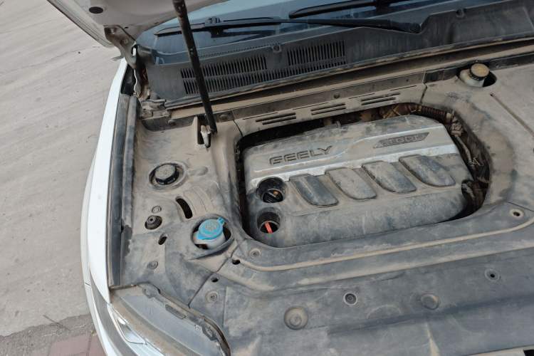 Used Geely Auto Emgrand X7 Sport 2016 1.8TD Automatic Smart Model Engine Bay Right