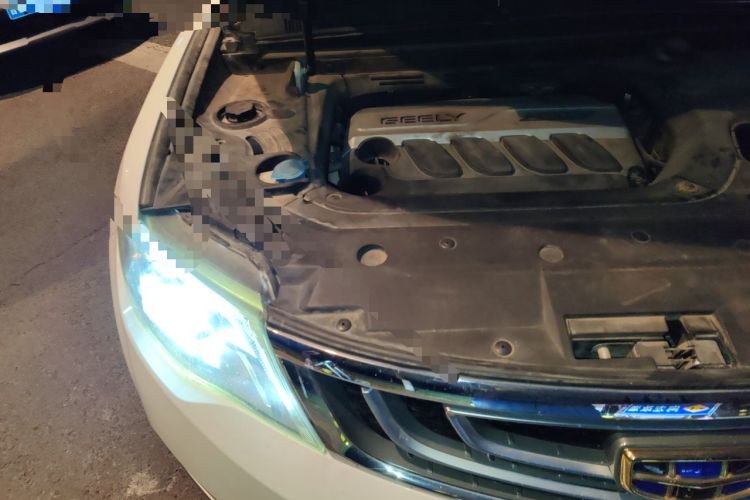 Used Geely Auto Emgrand X7 Sport 2016 1.8TD Automatic ZhiZun Version Engine Bay Right