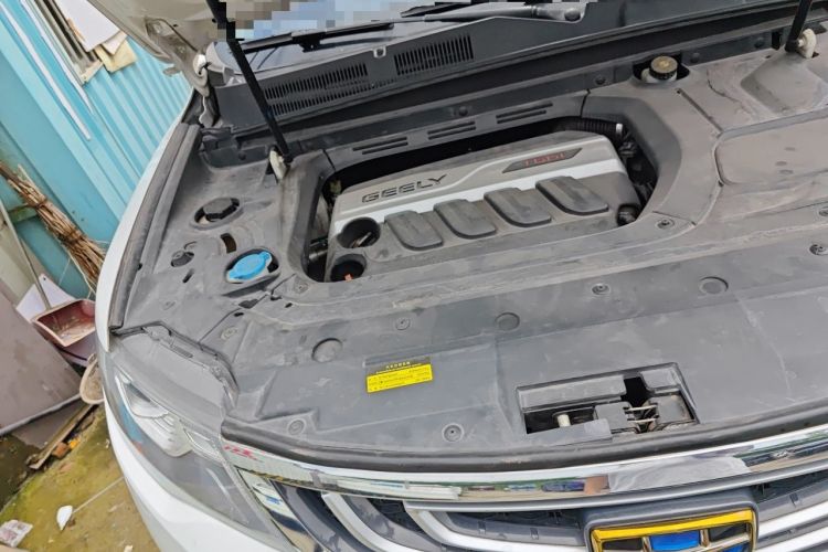 Used Geely Auto Emgrand X7 Sport 2016 1.8TD Automatic ZhiZun Version Engine Bay Right