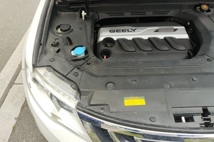 Used Geely Auto Emgrand X7 Sport 2016 1.8TD Automatic ZhiShang Model Engine Bay Right