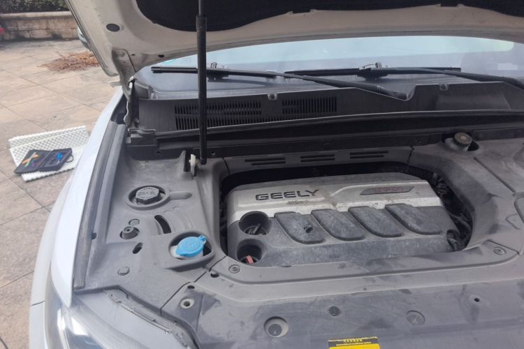 Used Geely Auto Emgrand X7 Sport 2016 1.8TD Automatic ZhiZun Version Engine Bay Right