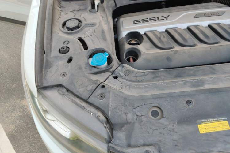 Used Geely Auto Emgrand X7 Sport 2016 1.8TD Automatic ZhiZun Version Engine Bay Right