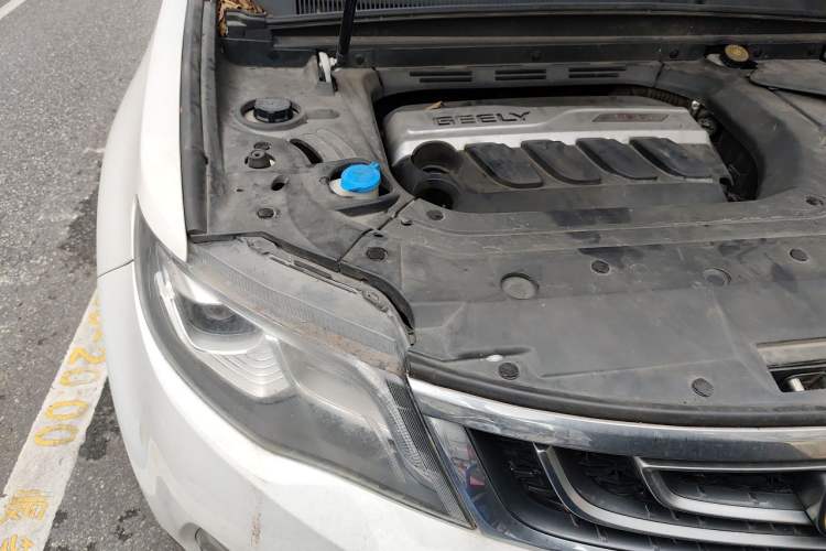 Used Geely Auto Emgrand X7 Sport 2016 1.8TD Automatic ZhiZun Version Engine Bay Right