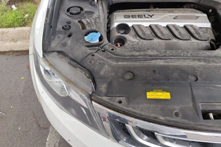 Used Geely Auto Emgrand X7 Sport 2016 1.8TD Automatic ZhiZun Version Engine Bay Right