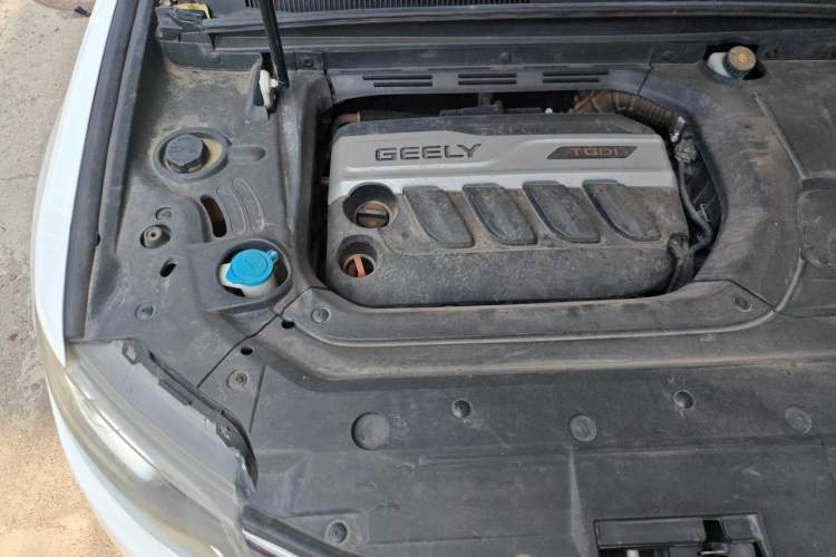Used Geely Auto Emgrand X7 Sport 2016 1.8TD Automatic ZhiZun Version Engine Bay Right