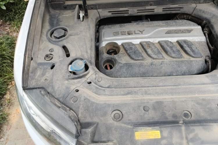Used Geely Auto Emgrand X7 Sport 2016 1.8TD Automatic ZhiZun Version Engine Bay Right