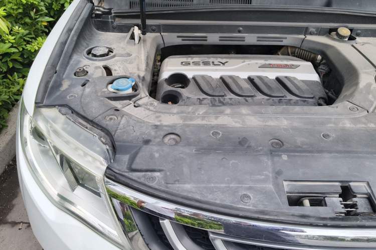 Used Geely Auto Emgrand X7 Sport 2016 1.8TD Automatic Smart Connectivity Version Engine Bay Right