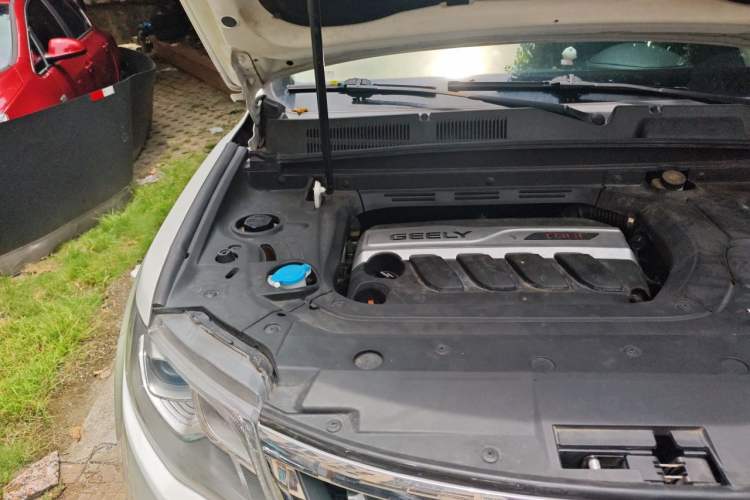 Used Geely Auto Emgrand X7 Sport 2016 1.8TD Automatic Smart Model Engine Bay Right