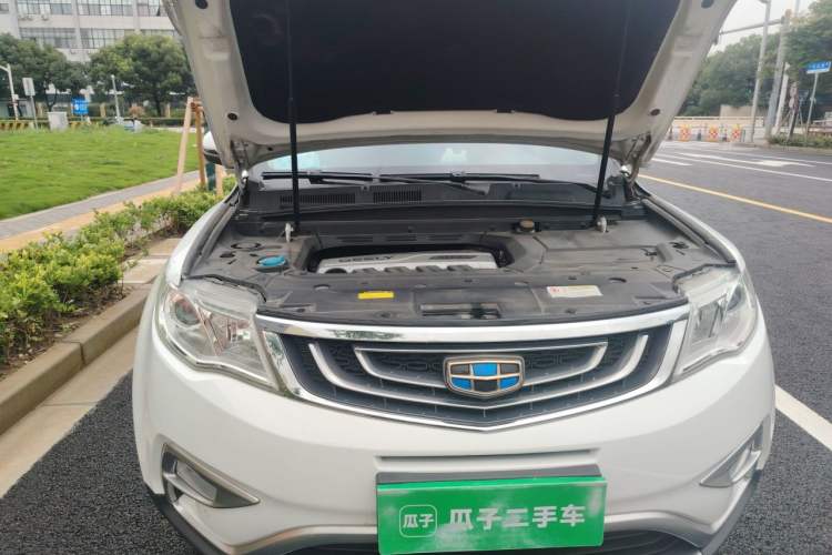 Used Geely Auto Emgrand X7 Sport 2016 1.8TD Automatic ZhiShang Model Engine Bay Right