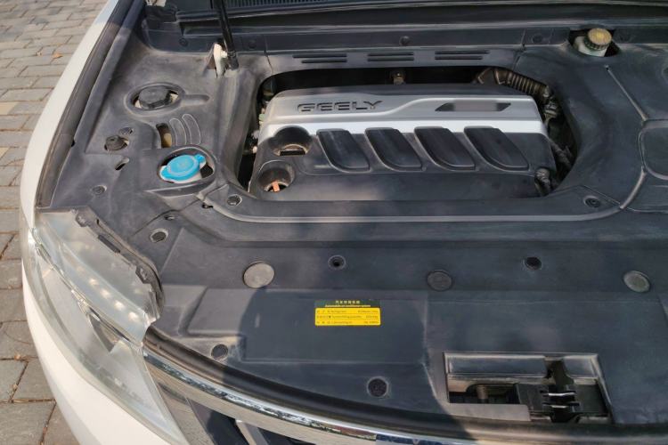 Used Geely Auto Emgrand X7 Sport 2016 1.8TD Automatic ZhiShang Model Engine Bay Right