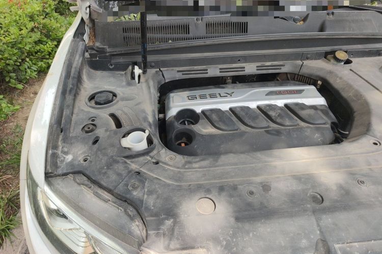 Used Geely Auto Emgrand X7 Sport 2016 1.8TD Automatic Smart Model Engine Bay Right