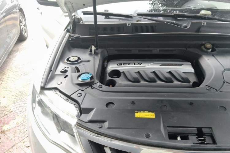 Used Geely Auto Emgrand X7 Sport 2016 1.8TD Automatic ZhiShang Model Engine Bay Right