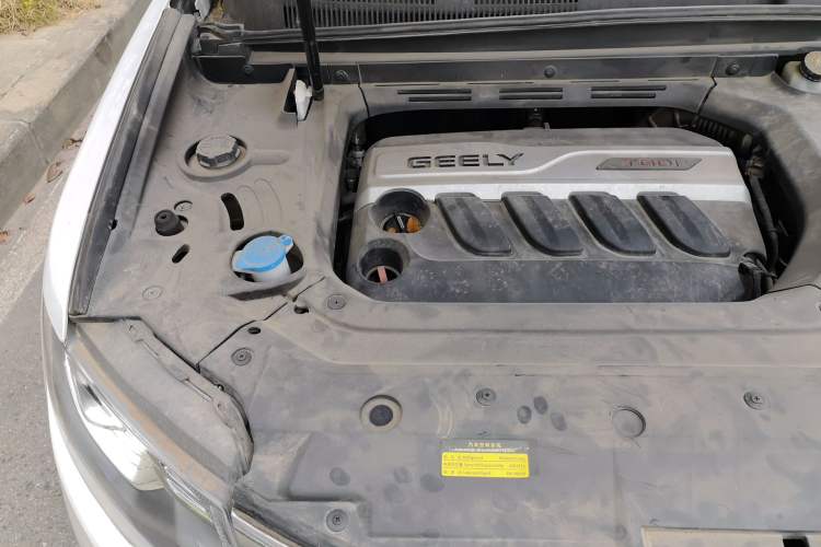 Used Geely Auto Emgrand X7 Sport 2016 1.8TD Automatic Smart Model Engine Bay Right