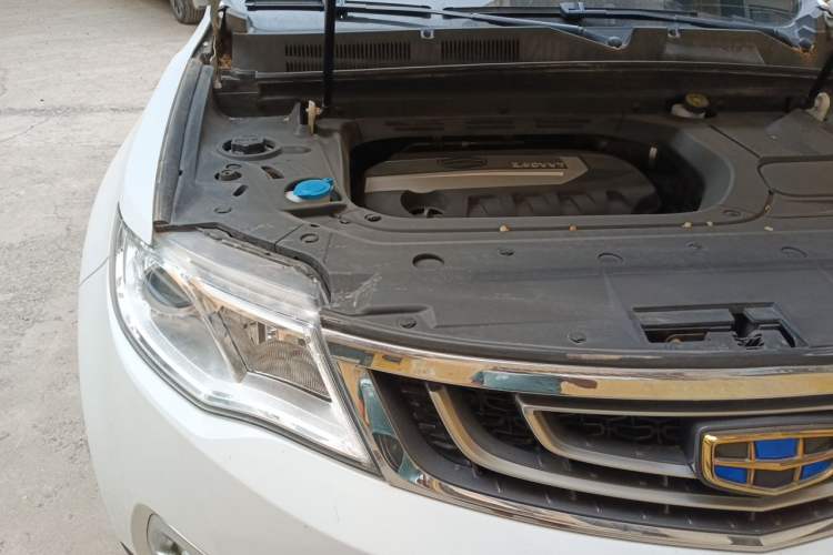 Used Geely Auto Emgrand X7 Sport 2016 2.0L Manual Smart Connect Version Engine Bay Right