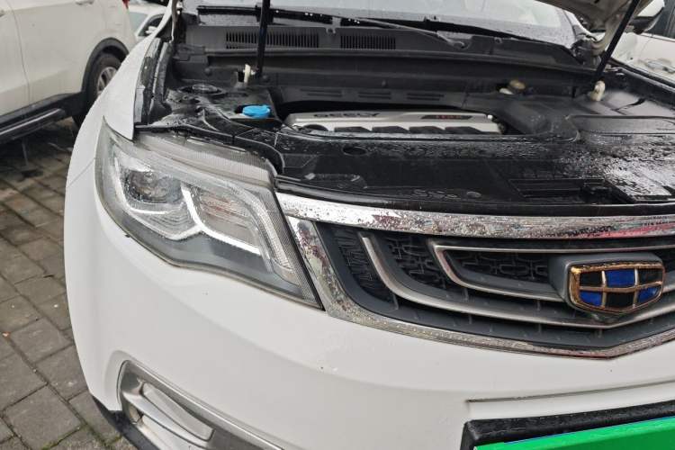 Used Geely Auto Emgrand X7 Sport 2016 1.8TD Automatic ZhiZun Version Engine Bay Right