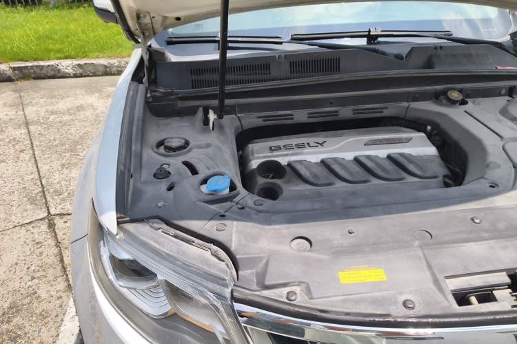 Used Geely Auto Emgrand X7 Sport 2016 1.8TD Automatic ZhiZun Version Engine Bay Right