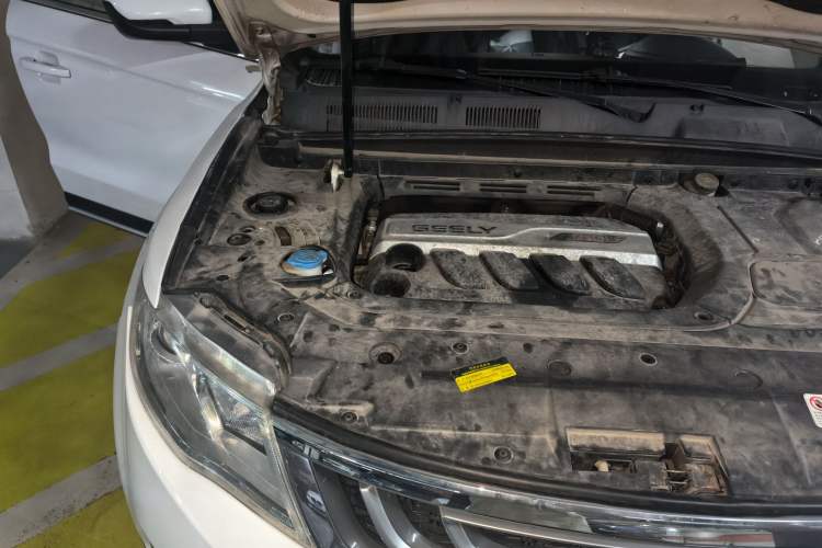 Used Geely Auto Emgrand X7 Sport 2016 1.8TD Automatic ZhiShang Model Engine Bay Right