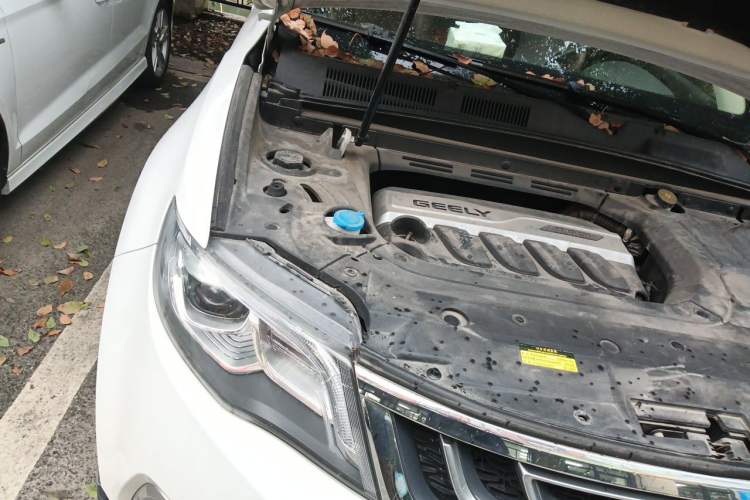 Used Geely Auto Emgrand X7 Sport 2016 1.8TD Automatic ZhiZun Version Engine Bay Right
