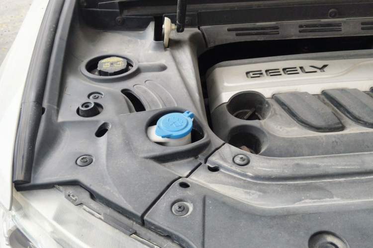 Used Geely Auto Emgrand X7 Sport 2016 1.8TD Automatic Smart Connectivity Version Engine Bay Right
