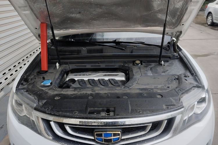 Used Geely Auto Emgrand X7 Sport 2016 1.8TD Automatic ZhiShang Model Engine Bay