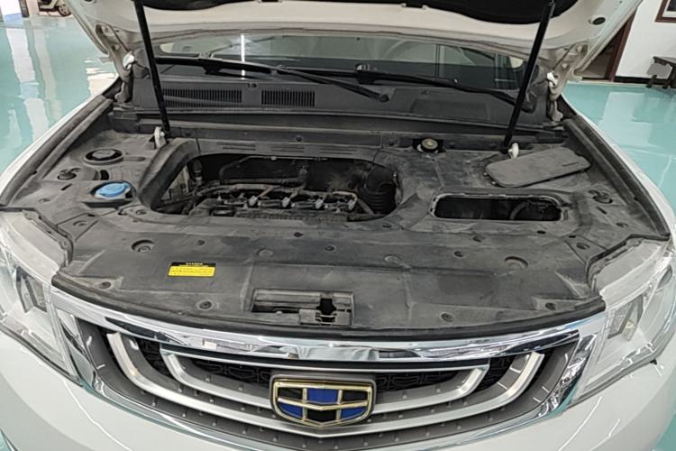 Used Geely Auto Emgrand X7 Sport 2016 2.0L Manual ZhiShang Version Engine Bay