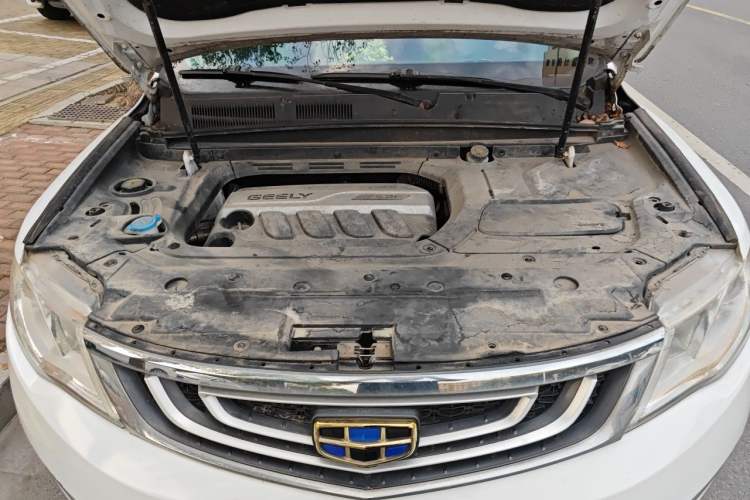 Used Geely Auto Emgrand X7 Sport 2016 1.8TD Automatic ZhiShang Model Engine Bay