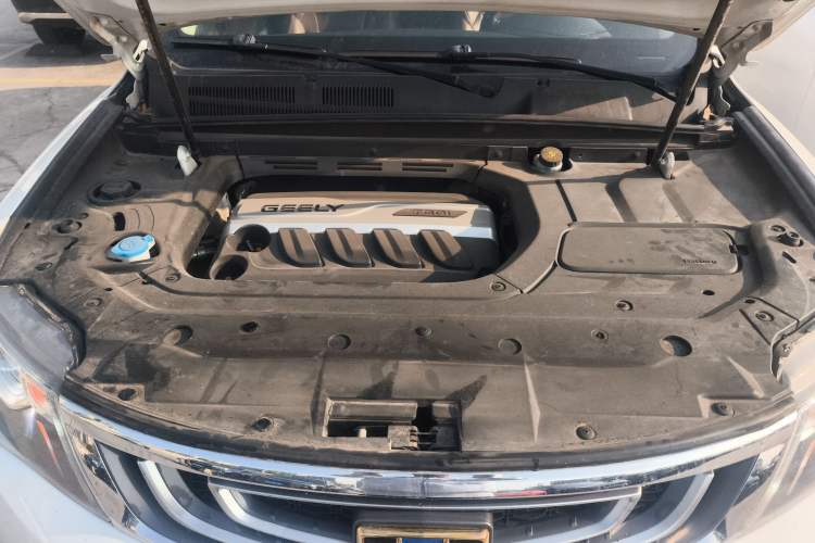Used Geely Auto Emgrand X7 Sport 2016 1.8TD Automatic ZhiZun Version Engine Bay
