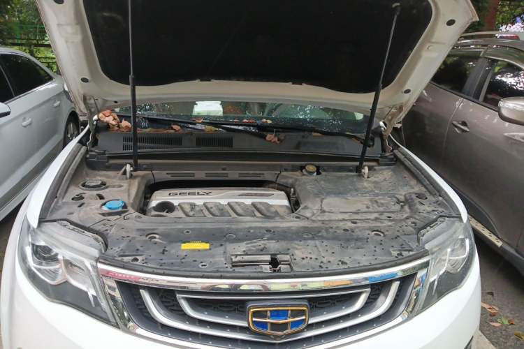 Used Geely Auto Emgrand X7 Sport 2016 1.8TD Automatic ZhiZun Version Engine Bay
