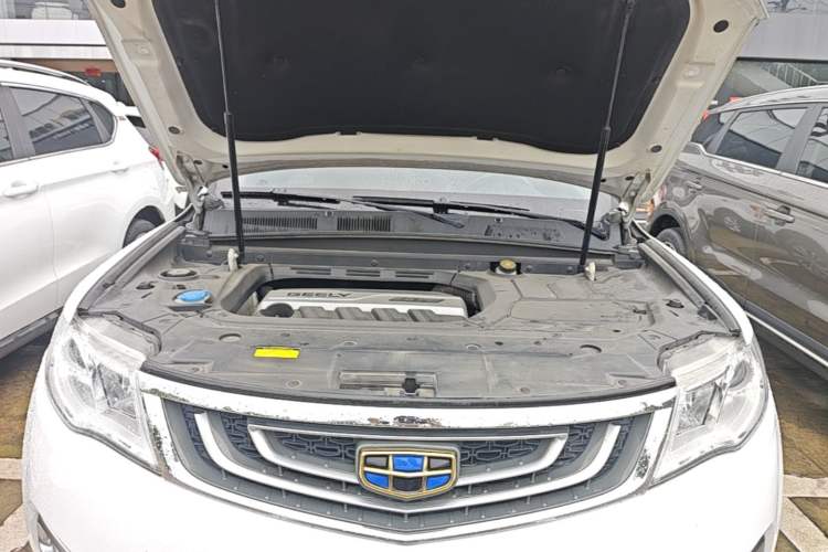 Used Geely Auto Emgrand X7 Sport 2016 1.8TD Automatic ZhiShang Model Engine Bay