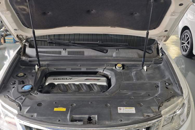 Used Geely Auto Emgrand X7 Sport 2016 1.8TD Automatic Smart Connectivity Version Engine Bay