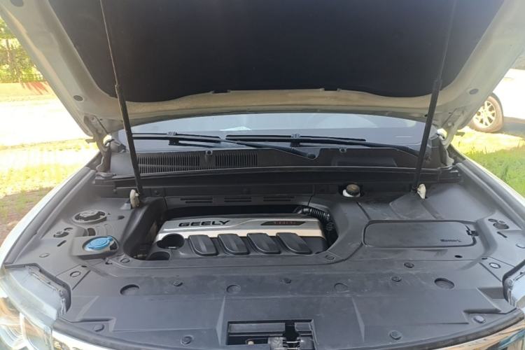 Used Geely Auto Emgrand X7 Sport 2016 1.8TD Automatic Smart Model Engine Bay