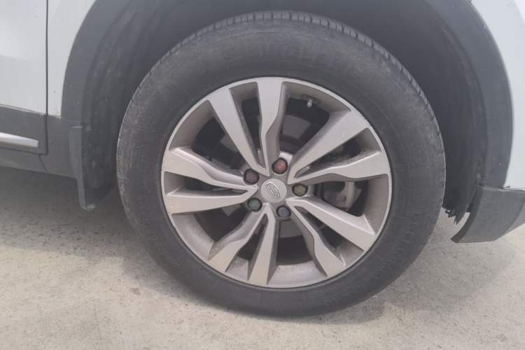 Used Geely Auto Emgrand X7 Sport 2016 1.8TD Automatic ZhiShang Model Exterior 1