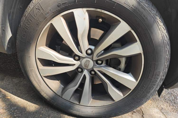 Used Geely Auto Emgrand X7 Sport 2016 1.8TD Automatic Smart Model Exterior 1
