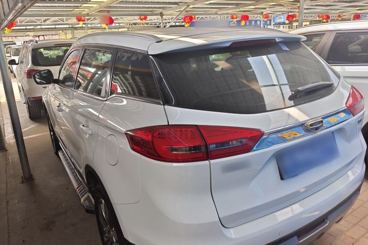 Used Geely Auto Emgrand X7 Sport 2016 2.0L Manual ZhiShang Version Exterior 2