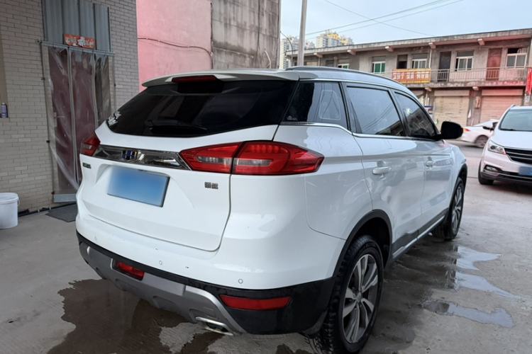 Used Geely Auto Emgrand X7 Sport 2016 2.0L Manual Smart Connect Version Exterior 2