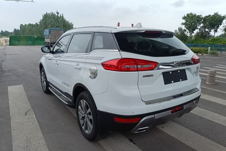 Used Geely Auto Emgrand X7 Sport 2016 2.0L Manual Smart Connect Version Exterior 2