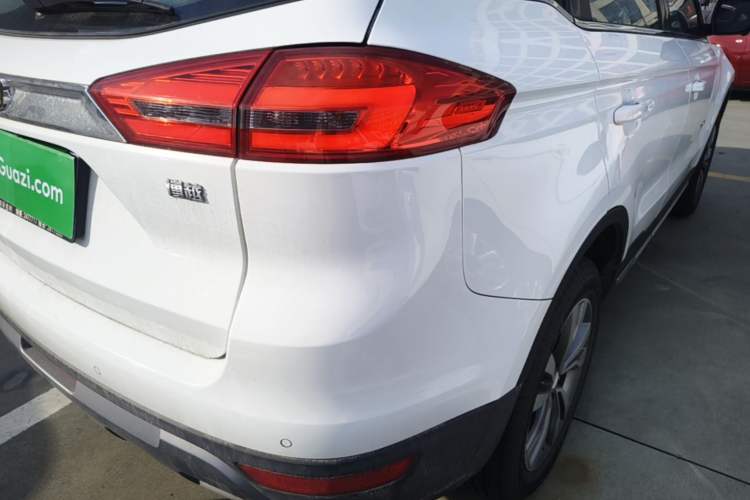 Used Geely Auto Emgrand X7 Sport 2016 1.8TD Automatic ZhiZun Version Exterior 3
