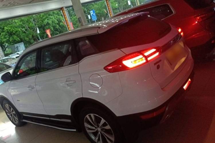 Used Geely Auto Emgrand X7 Sport 2016 1.8TD Automatic ZhiZun Version Exterior 3