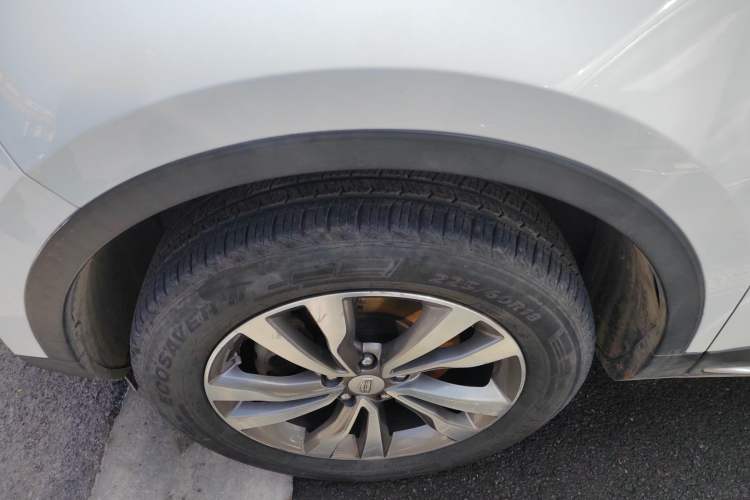 Used Geely Auto Emgrand X7 Sport 2016 1.8TD Automatic ZhiZun Version Exterior 4