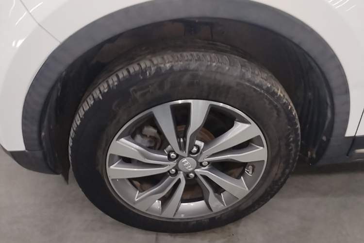 Used Geely Auto Emgrand X7 Sport 2016 1.8TD Automatic ZhiZun Version Exterior 4