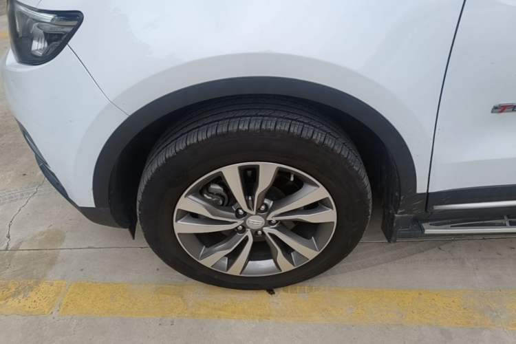 Used Geely Auto Emgrand X7 Sport 2016 1.8TD Automatic Smart Model Exterior 4