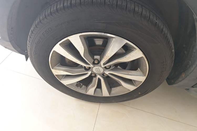 Used Geely Auto Emgrand X7 Sport 2016 1.8TD Automatic ZhiZun Version Exterior 4