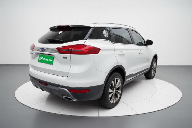 Used Geely Auto Emgrand X7 Sport 2016 1.8TD Automatic ZhiShang Model Exterior 5